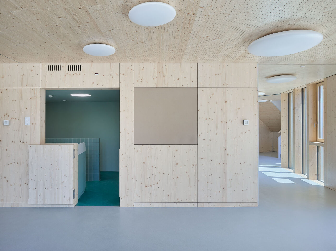 Nouvelle crèche et transformation d'un rural, 1er prix