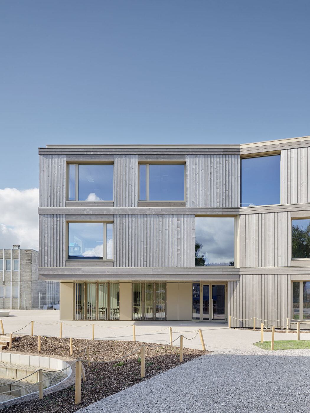 Construction d'une école primaire, 1er prix